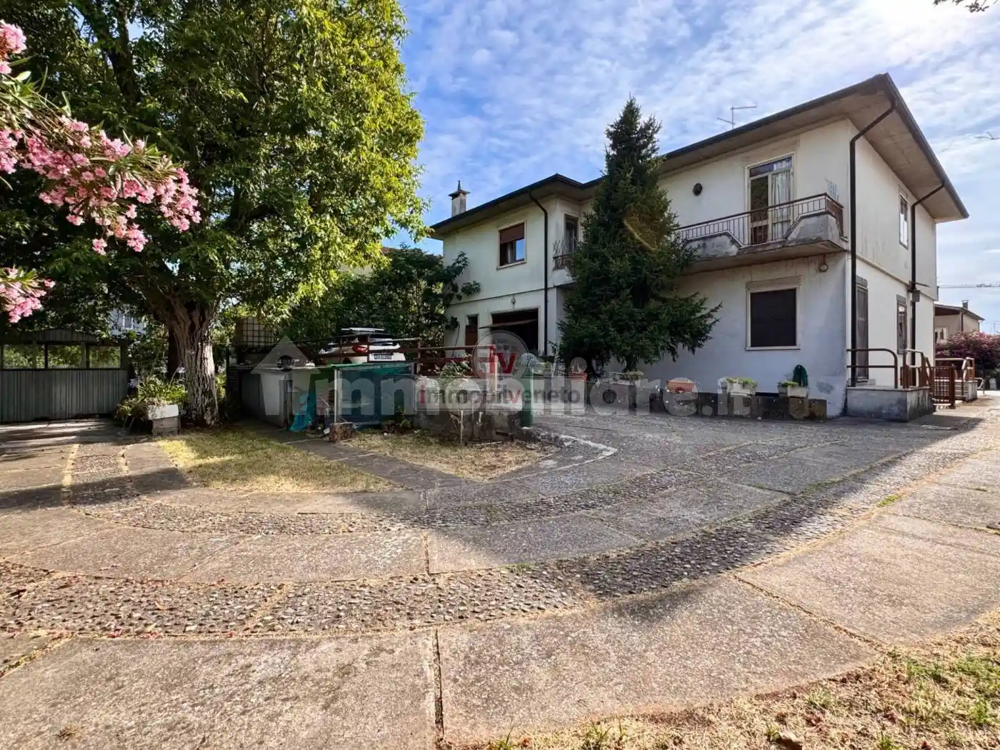 Casa indipendente in vendita a Lonigo