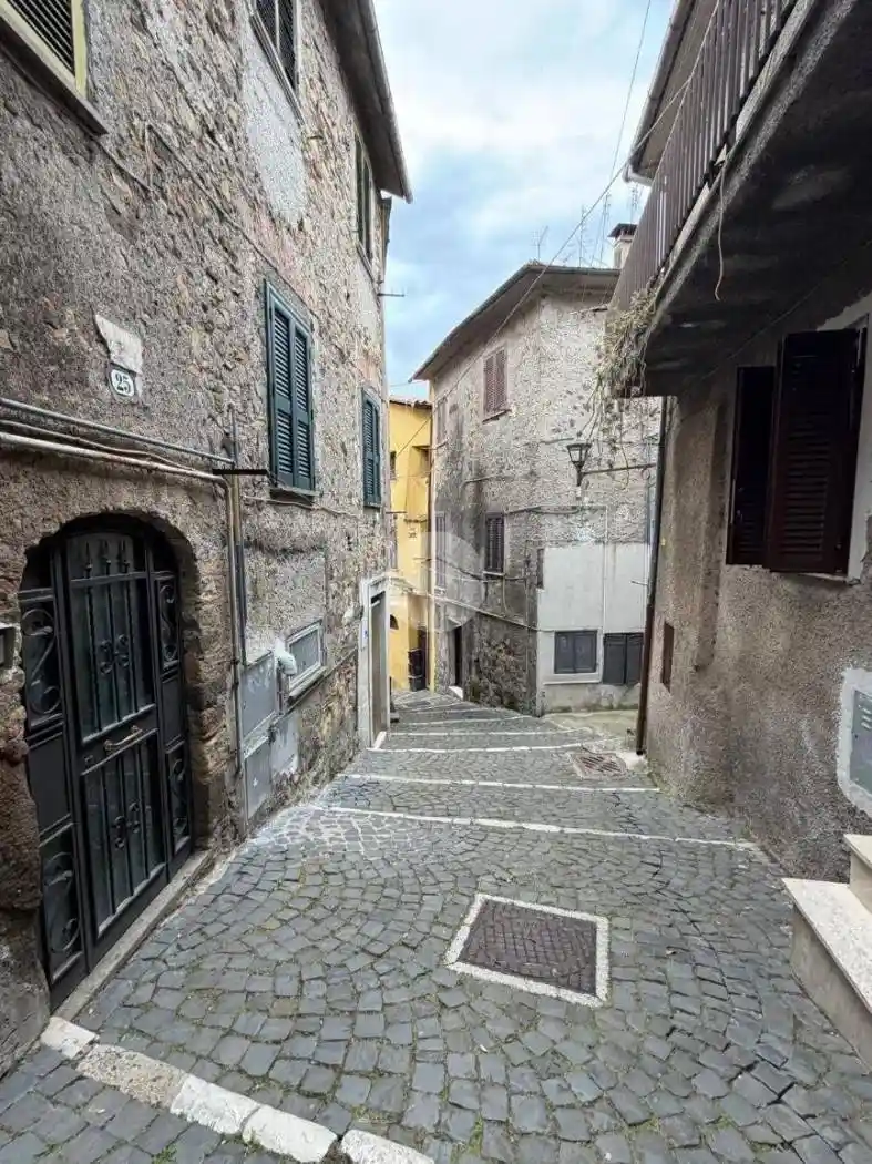 Appartamento in vendita a Paliano