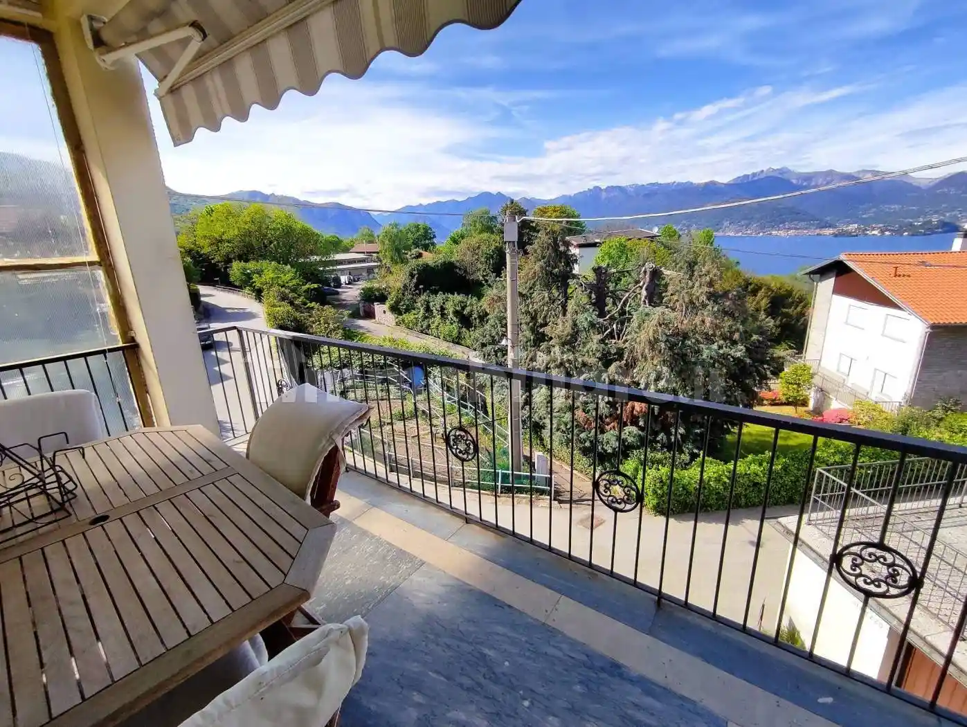 Appartamento in vendita a Stresa