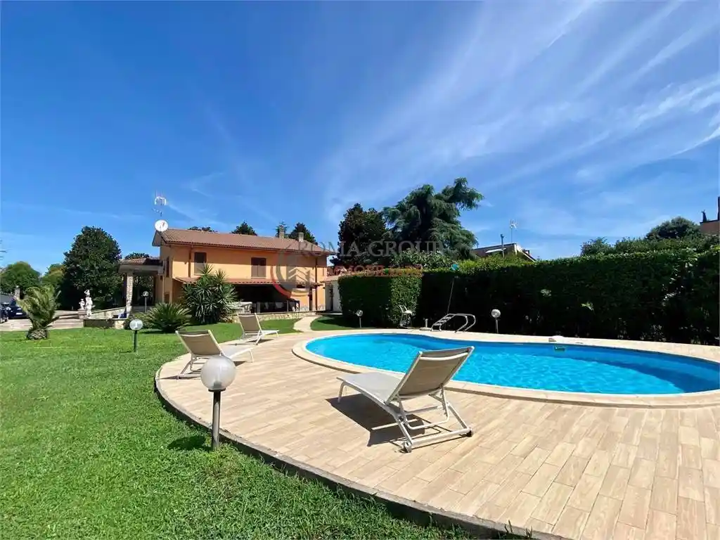 Villa in vendita a Fiano Romano