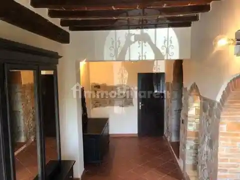 Villa in vendita a Carmignano