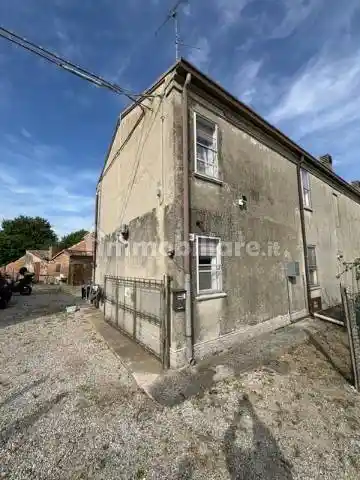 Casa indipendente in vendita a Riva del Po