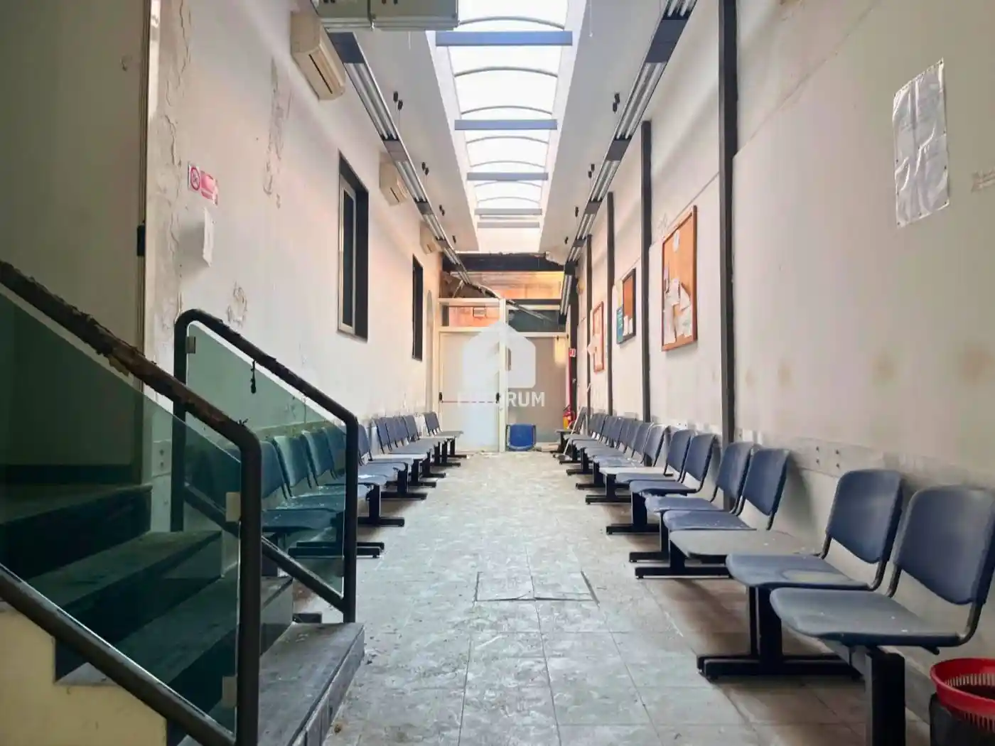 Palazzo - Edificio in affitto a Napoli