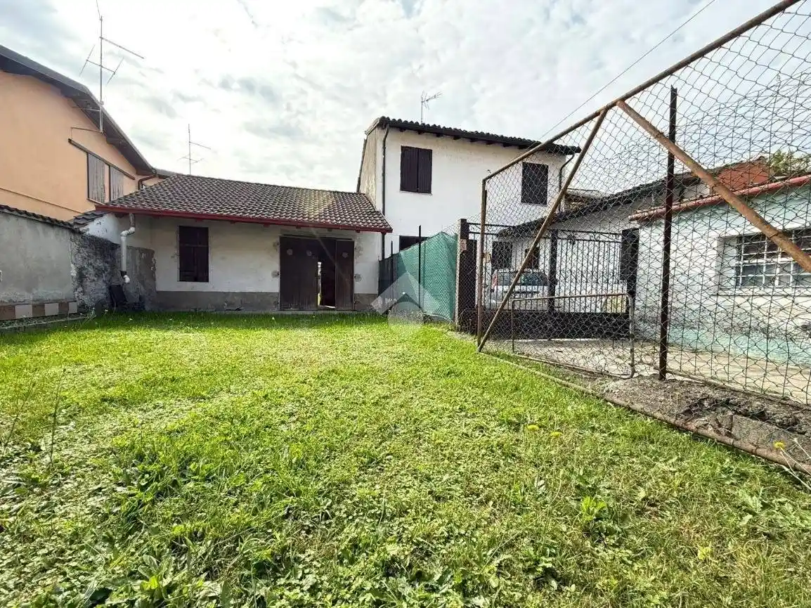 Rustico - Casale in vendita a Castelleone