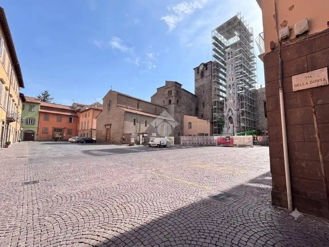 Appartamento in vendita a Viterbo