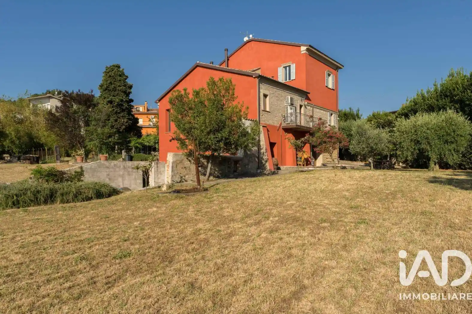 Villa in vendita a Mombaroccio