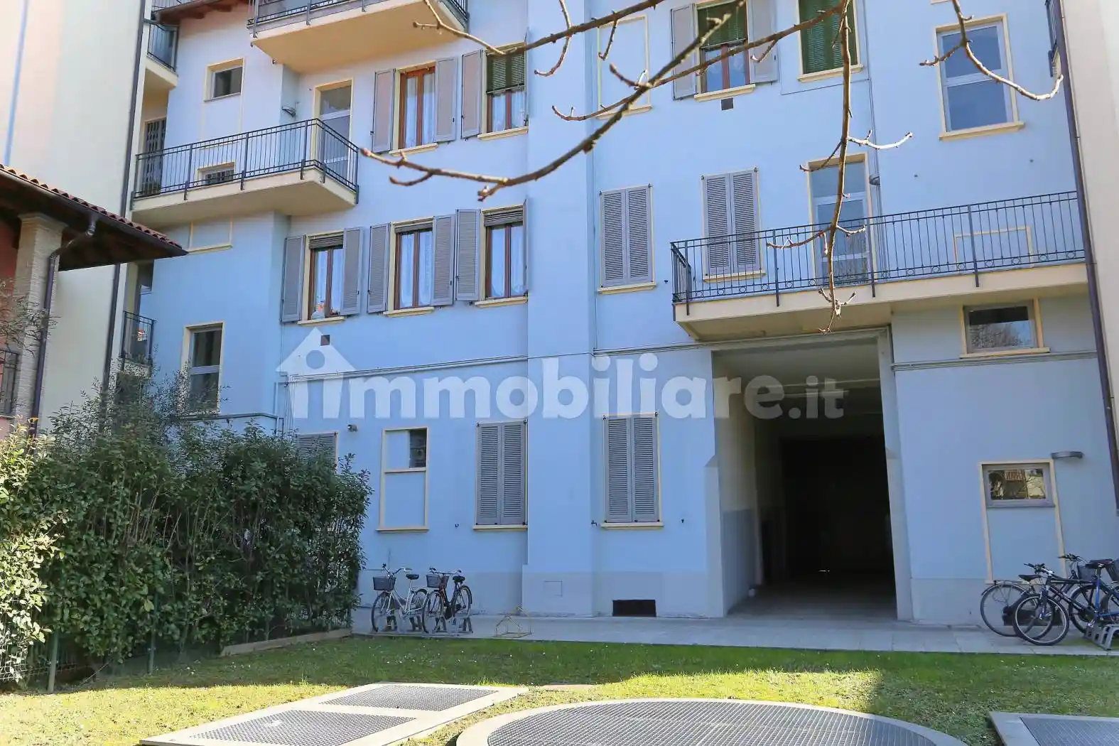 Appartamento in affitto a Villasanta