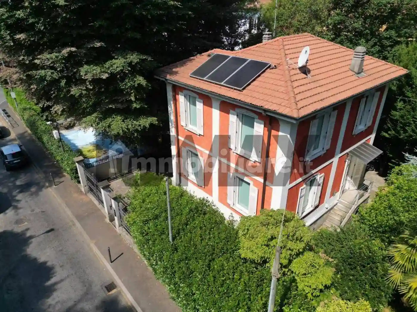 Villa - foto 2