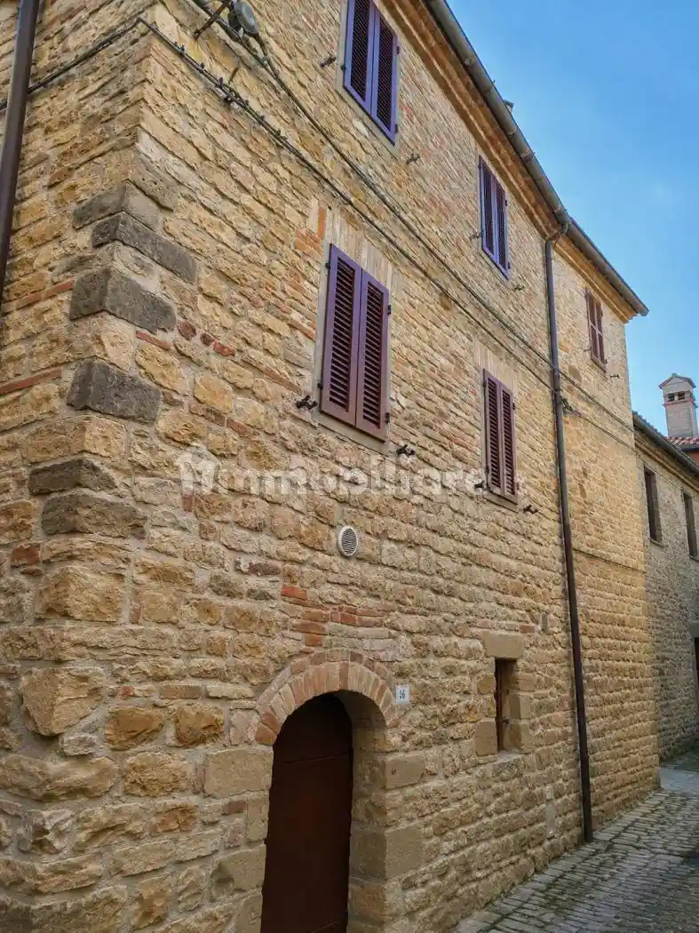 Casa indipendente in vendita a Penna San Giovanni