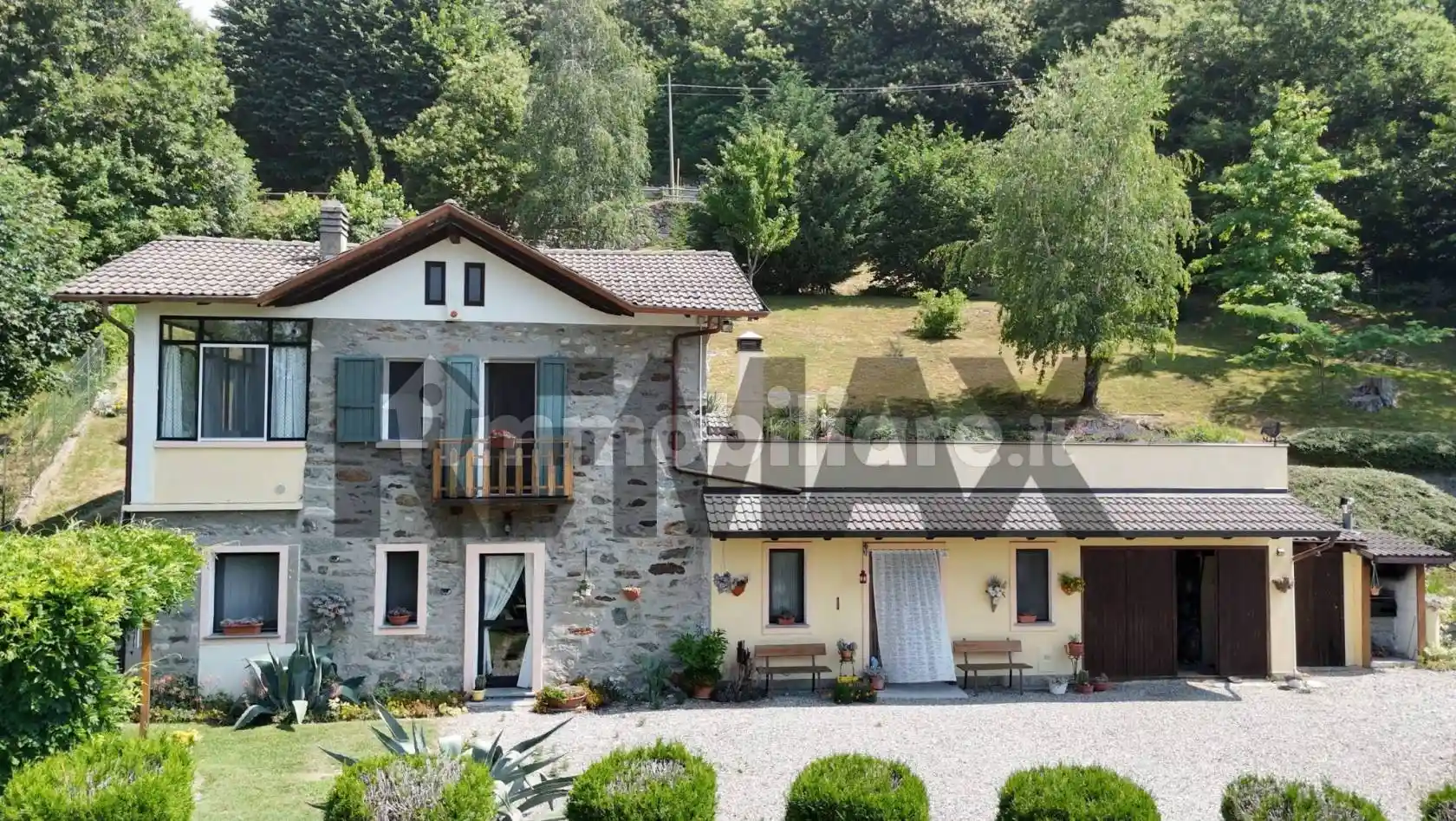 Casa indipendente in vendita a Andrate
