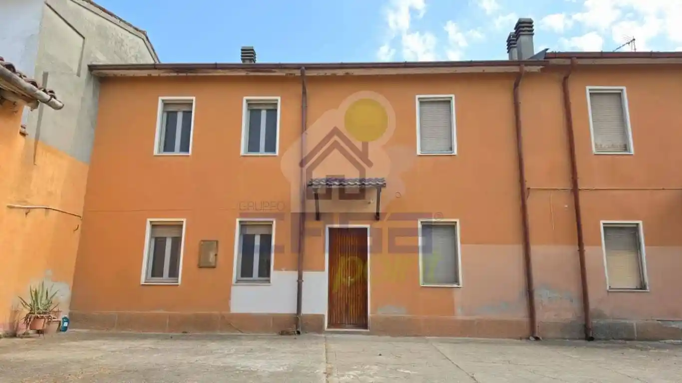 Casa indipendente in vendita a Grumello Cremonese ed Uniti