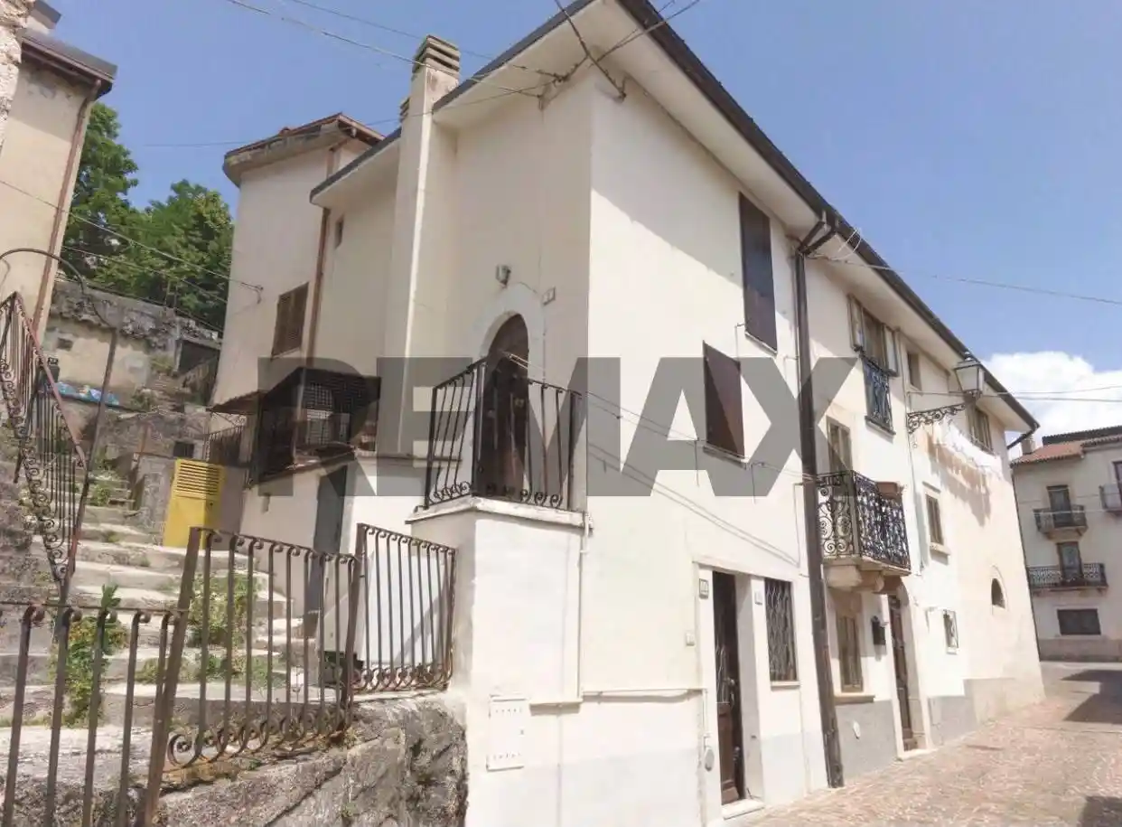 Casa indipendente in vendita a Rivisondoli