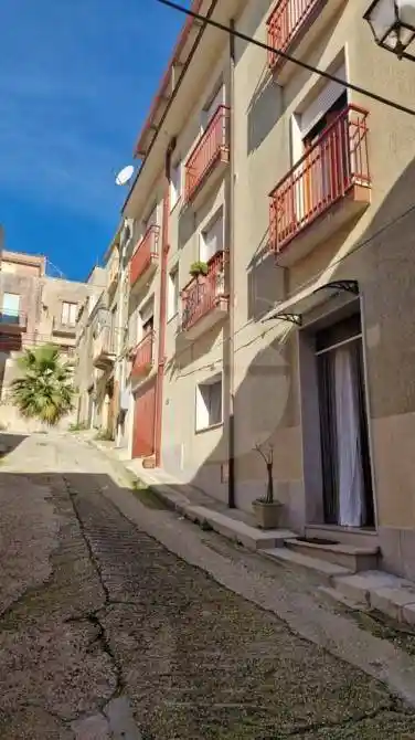 Appartamento in vendita a Vita