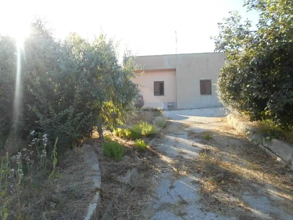 Casa indipendente in vendita a Santa Ninfa