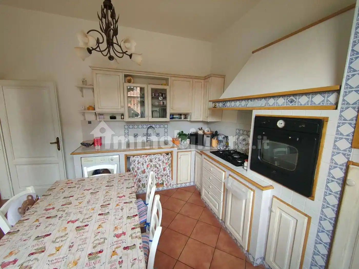Villa in vendita a Montecatini-Terme
