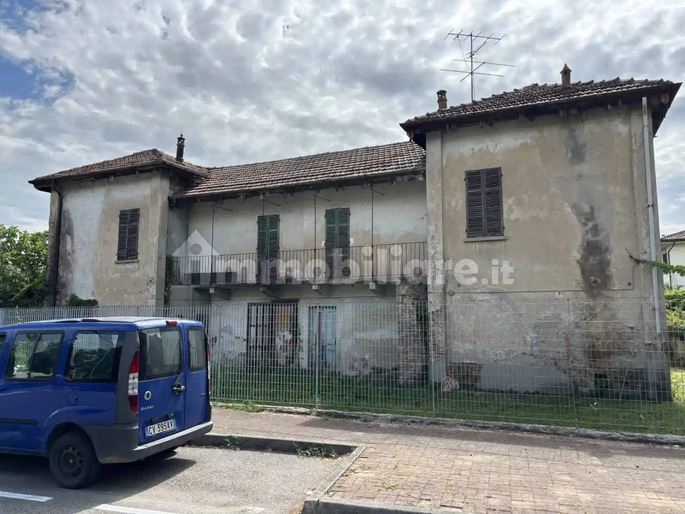 Casa indipendente in vendita a Vercelli