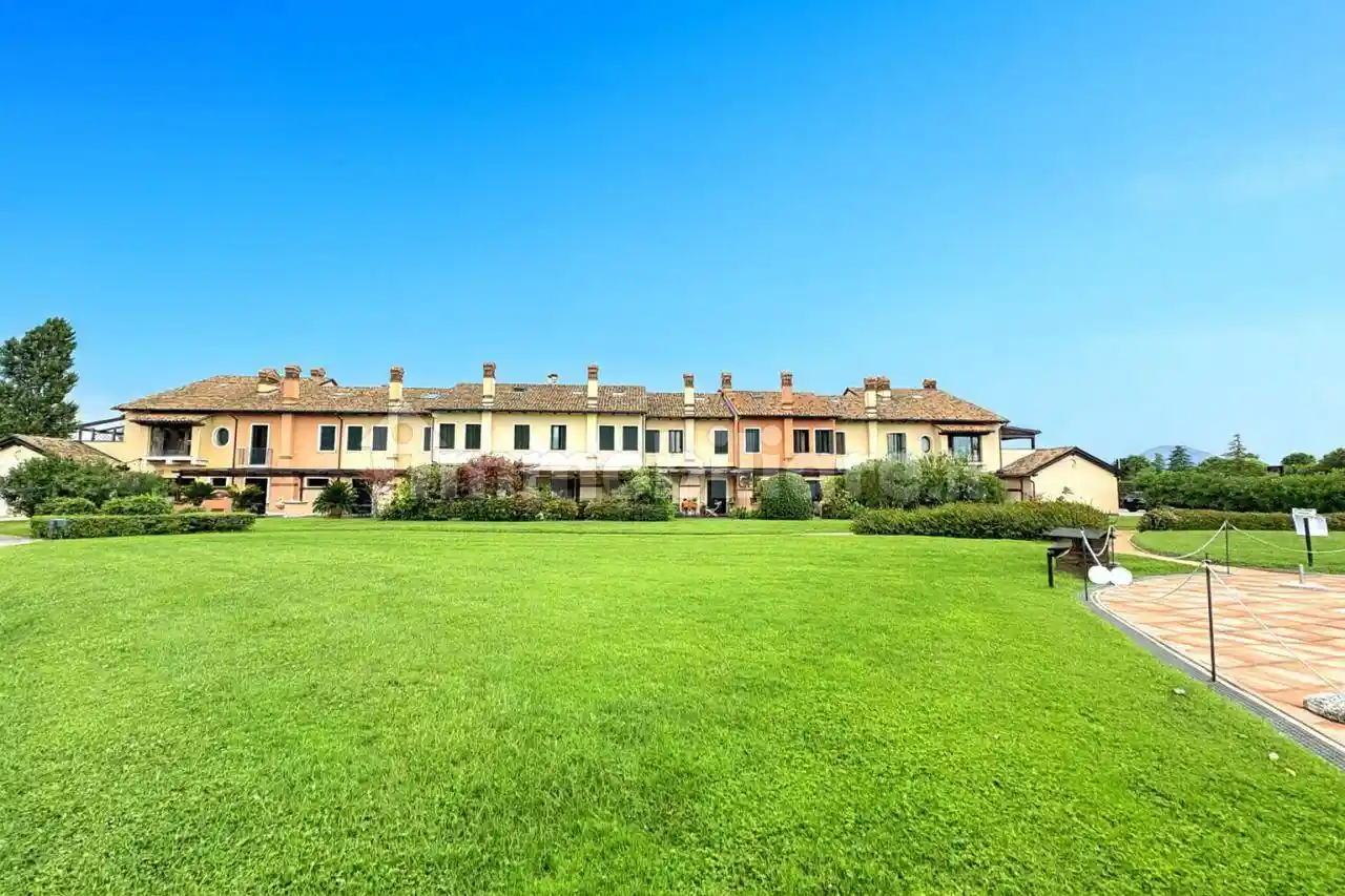 Villetta a schiera in vendita a Selvazzano Dentro