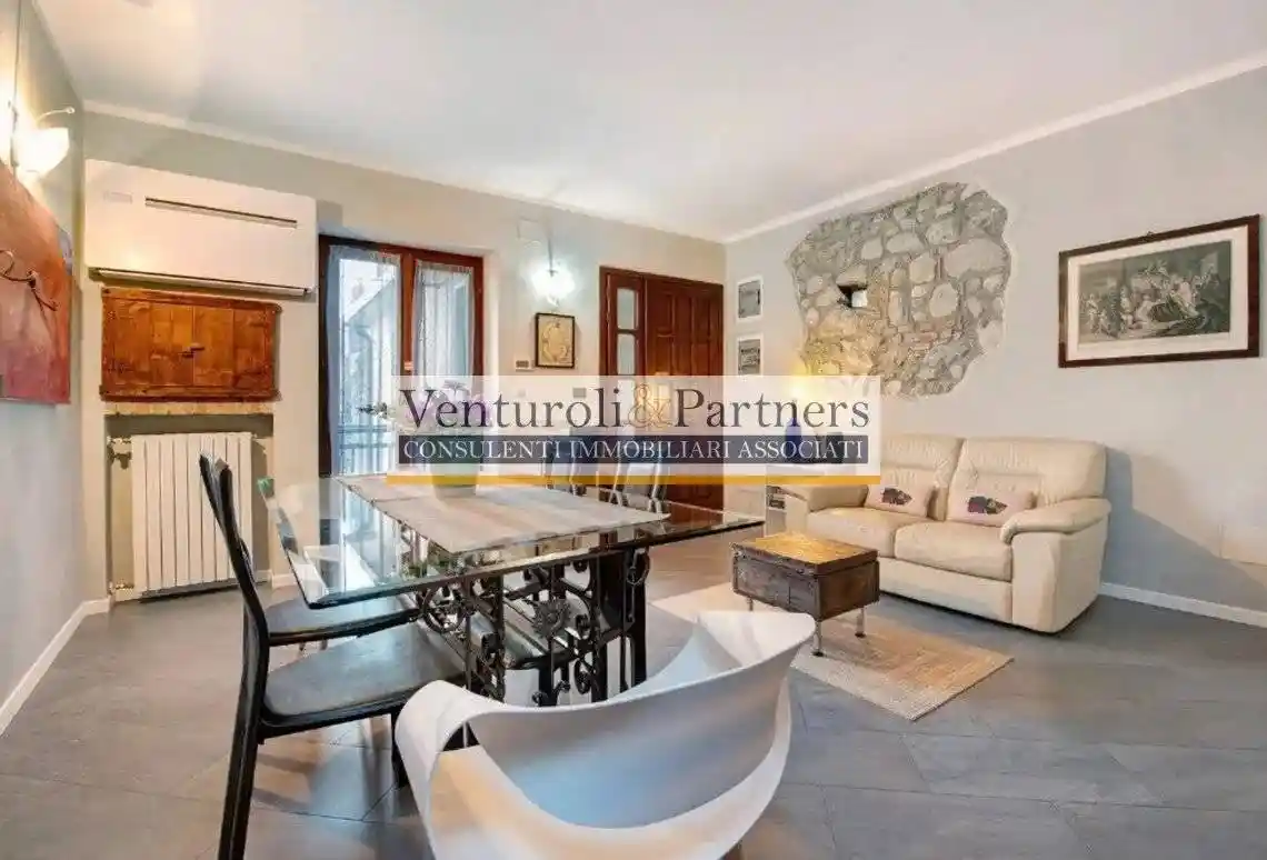 Appartamento in vendita a Moniga del Garda