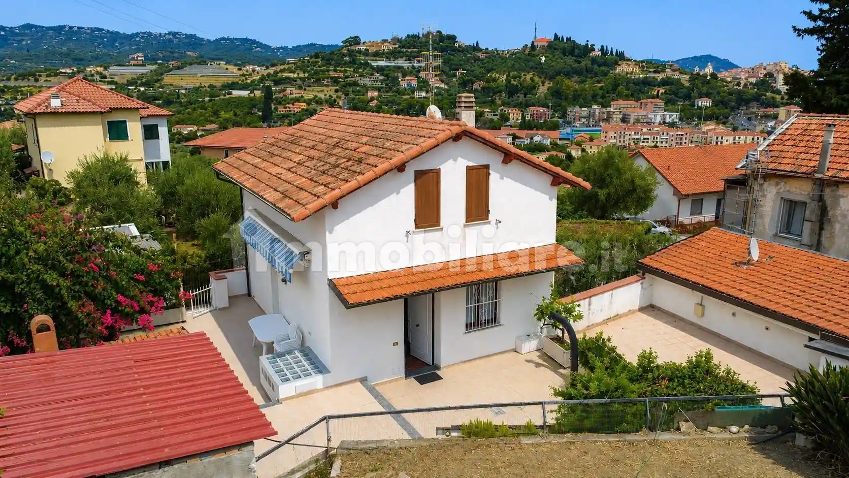 Villa in vendita a Imperia