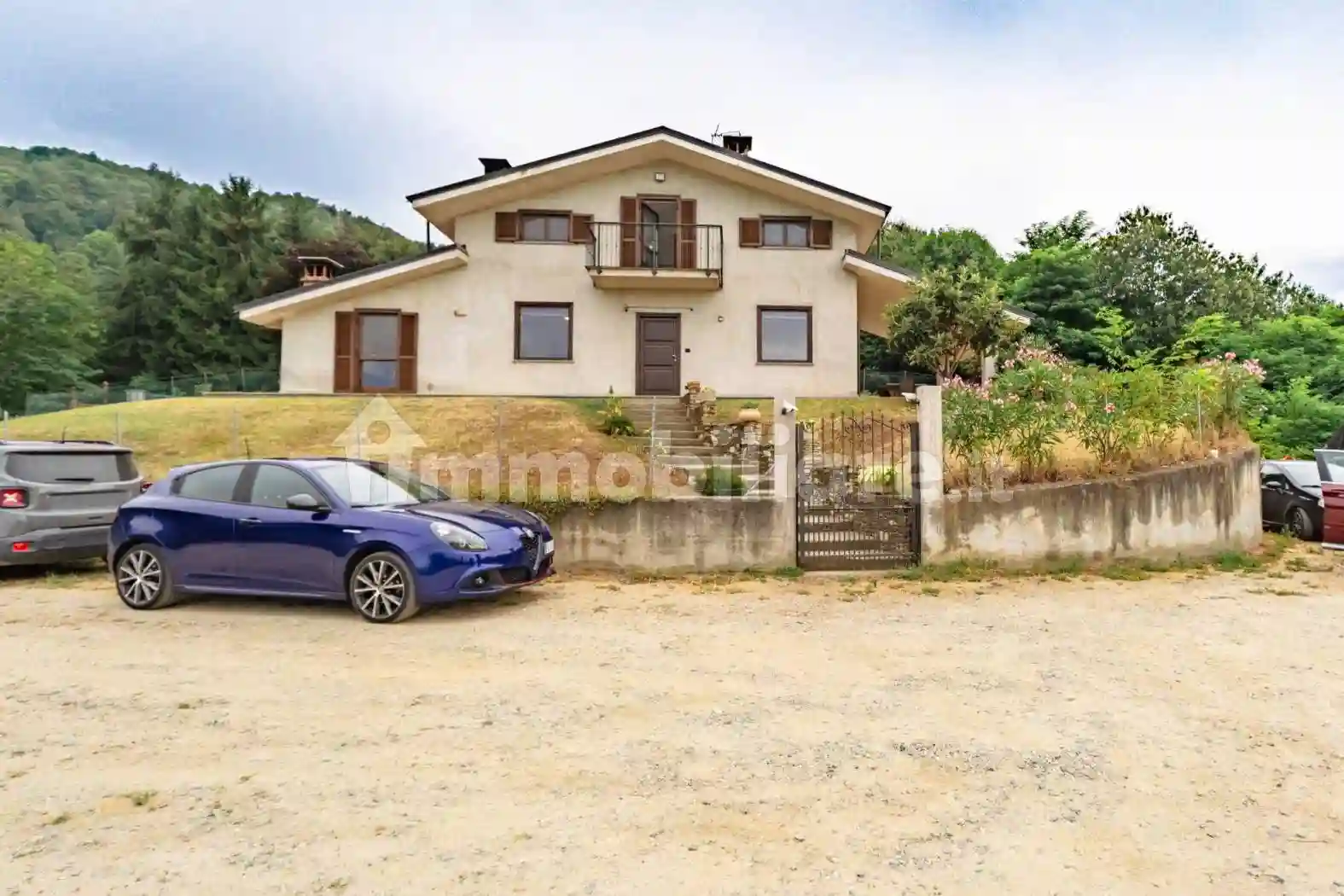 Villa - foto 2