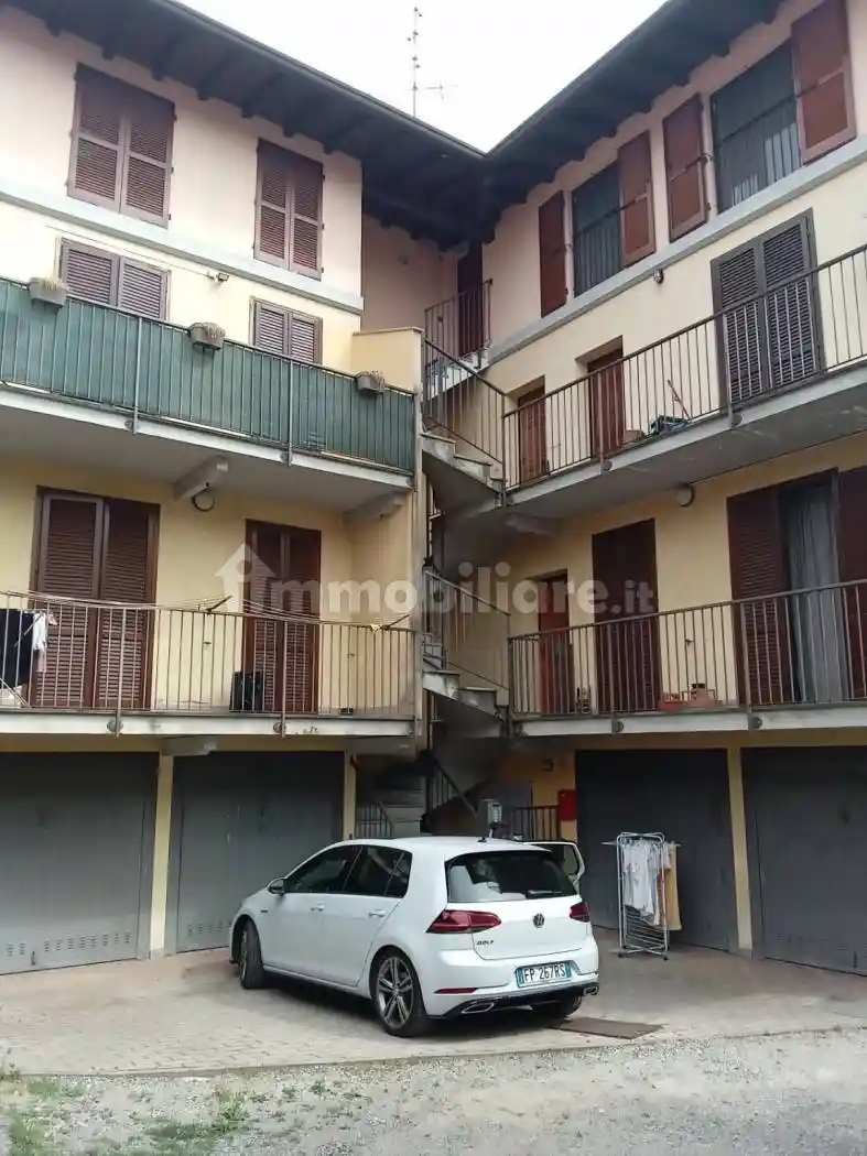Appartamento in affitto a Golasecca