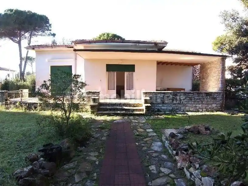 Villa in vendita a Pisa