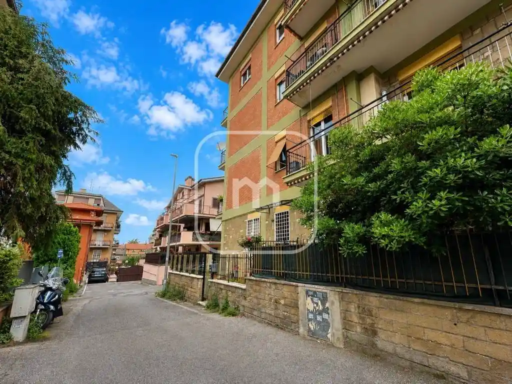 Appartamento in vendita a Grottaferrata