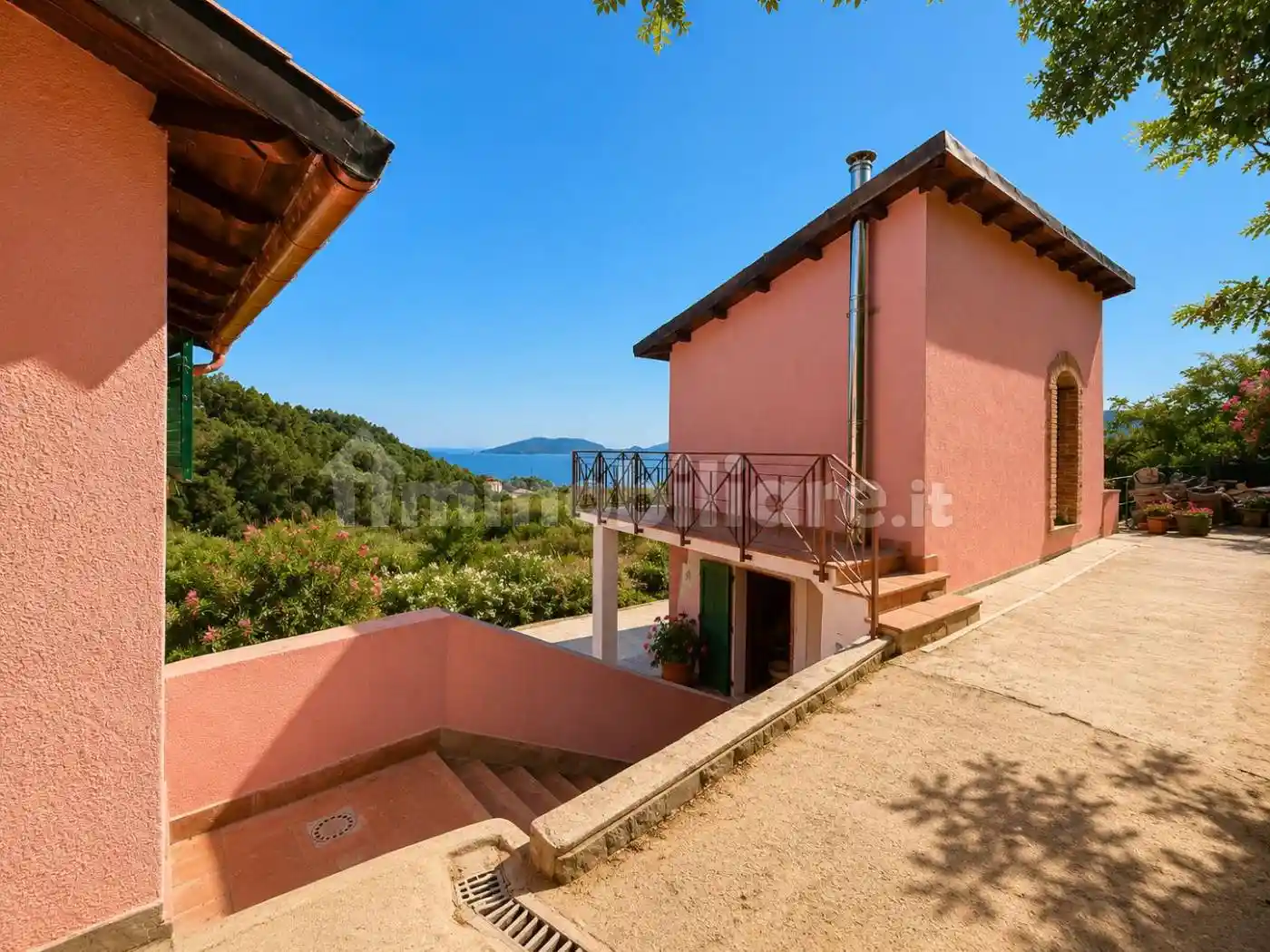Casa indipendente in vendita a La Spezia