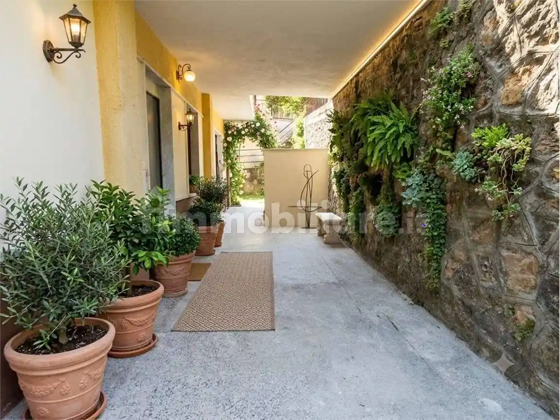 Casa indipendente in vendita a Ameglia
