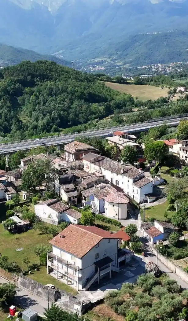 Appartamento in vendita a Colledara