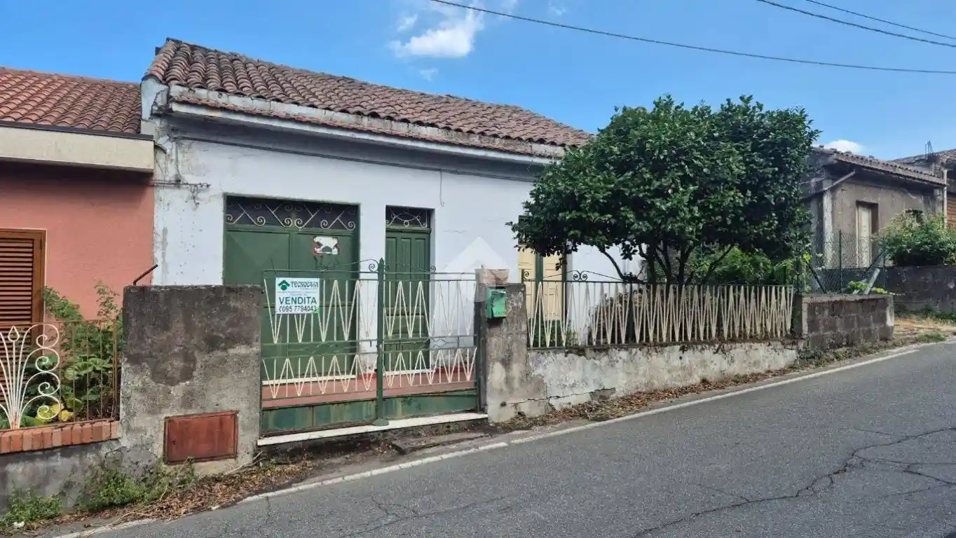 Casa indipendente in vendita a Milo