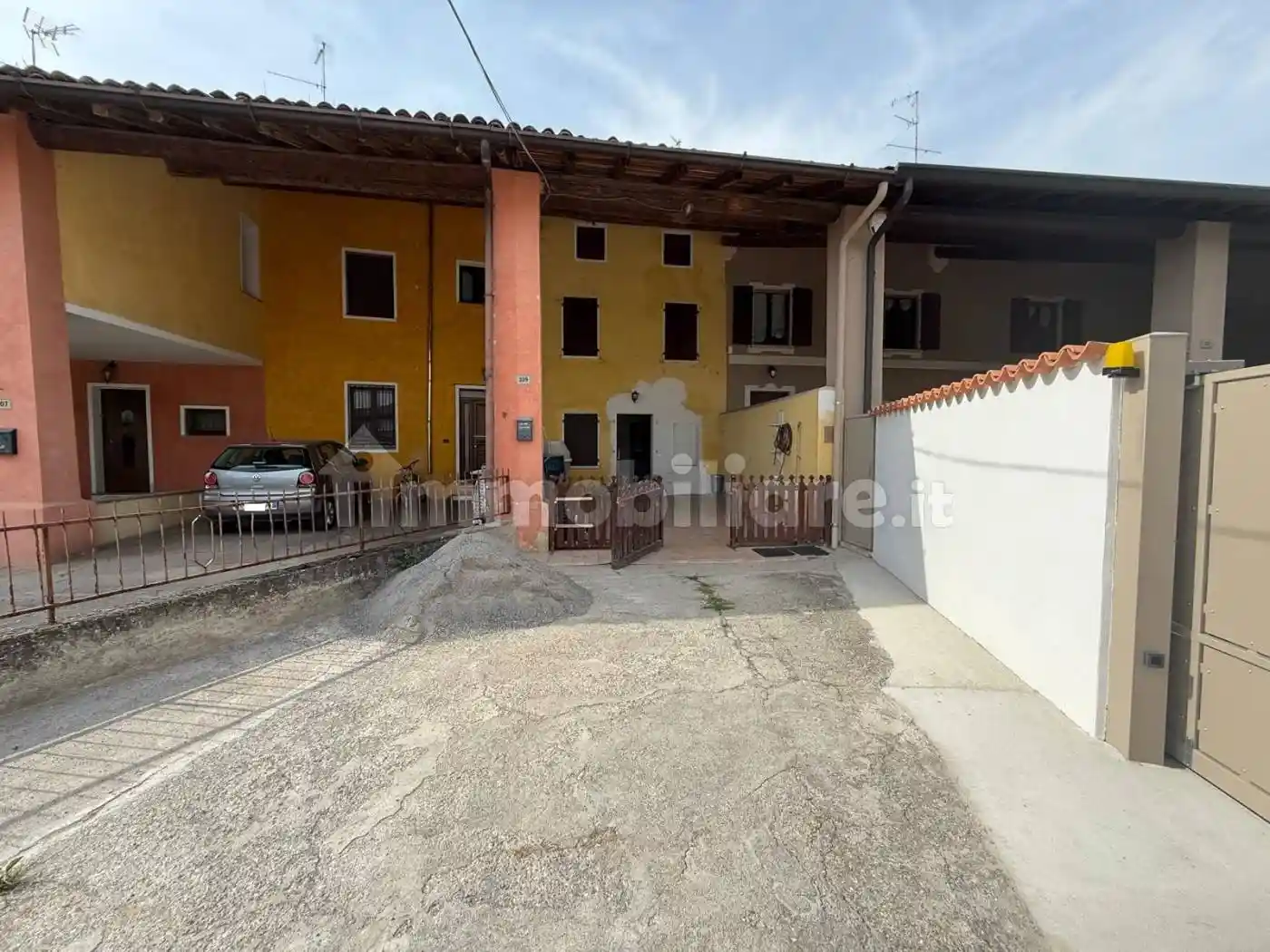 Casa indipendente in vendita a Montichiari