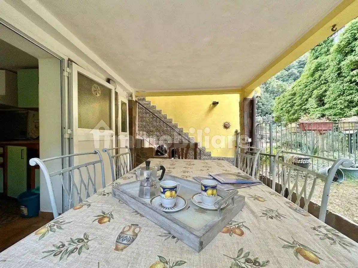 Casa indipendente in vendita a Varazze