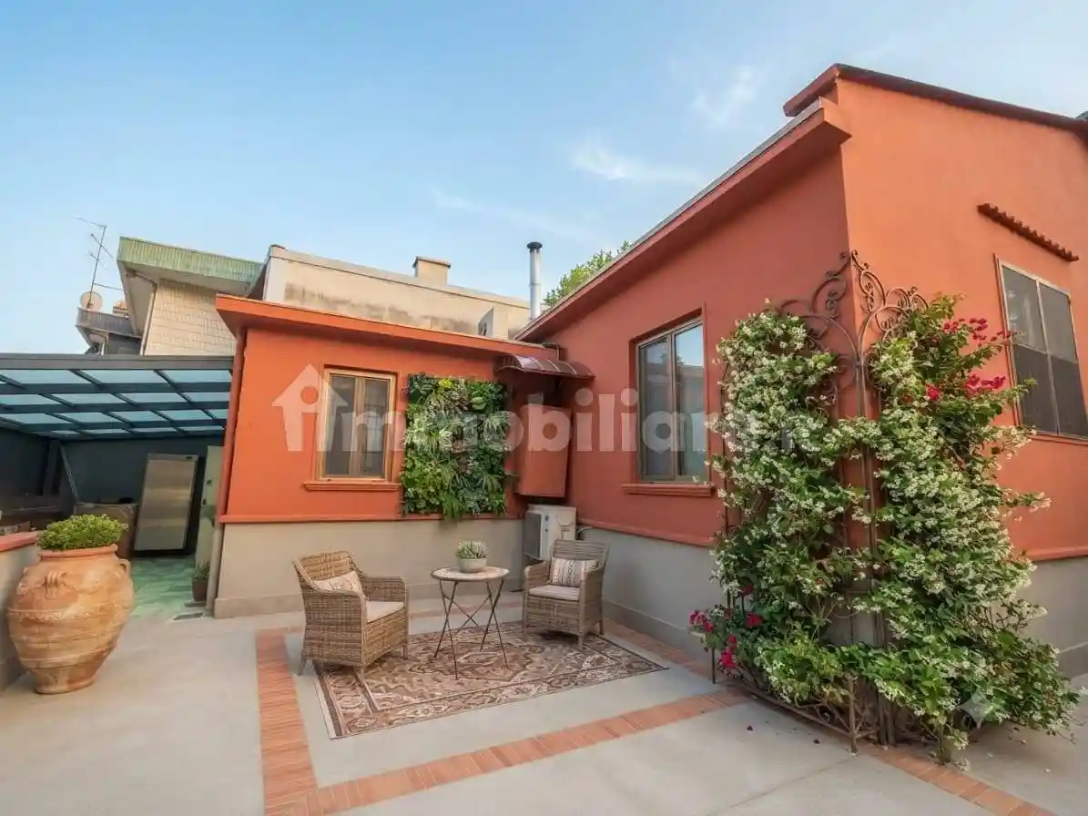 Villa in vendita a Novate Milanese