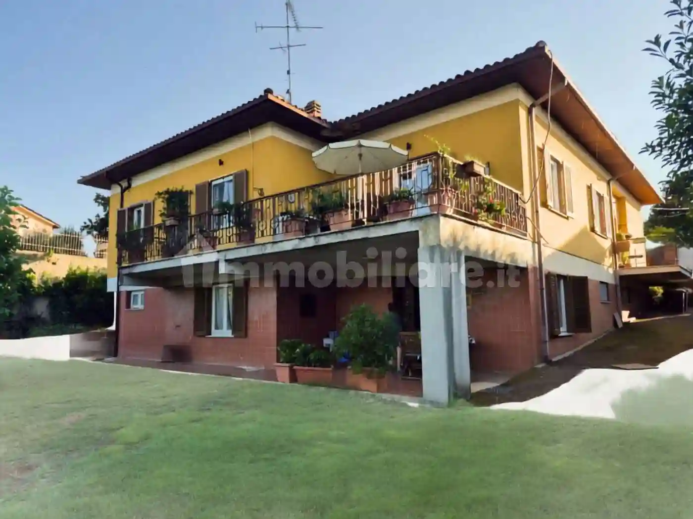 Villa - foto 2