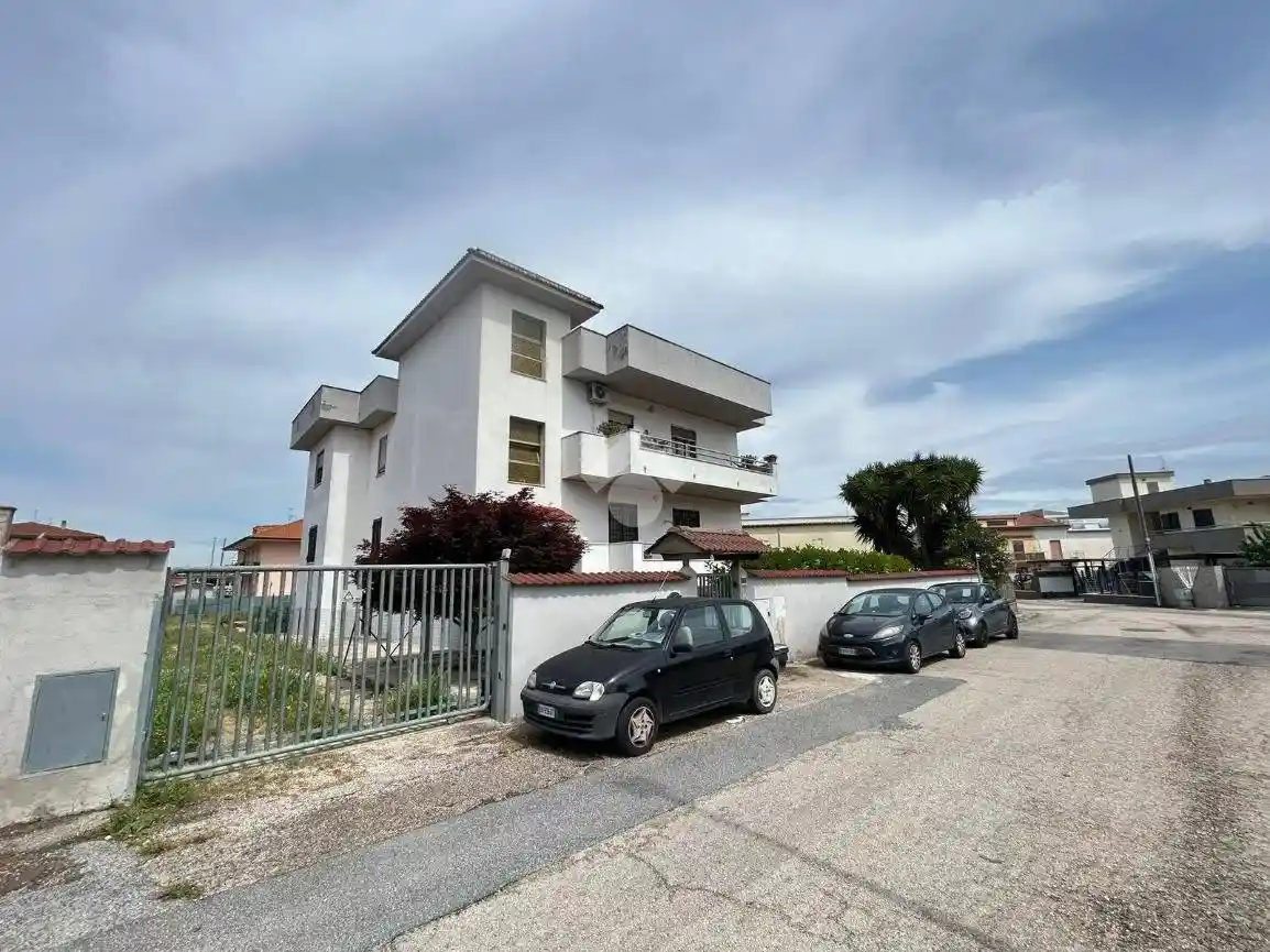 Appartamento in vendita a Aprilia