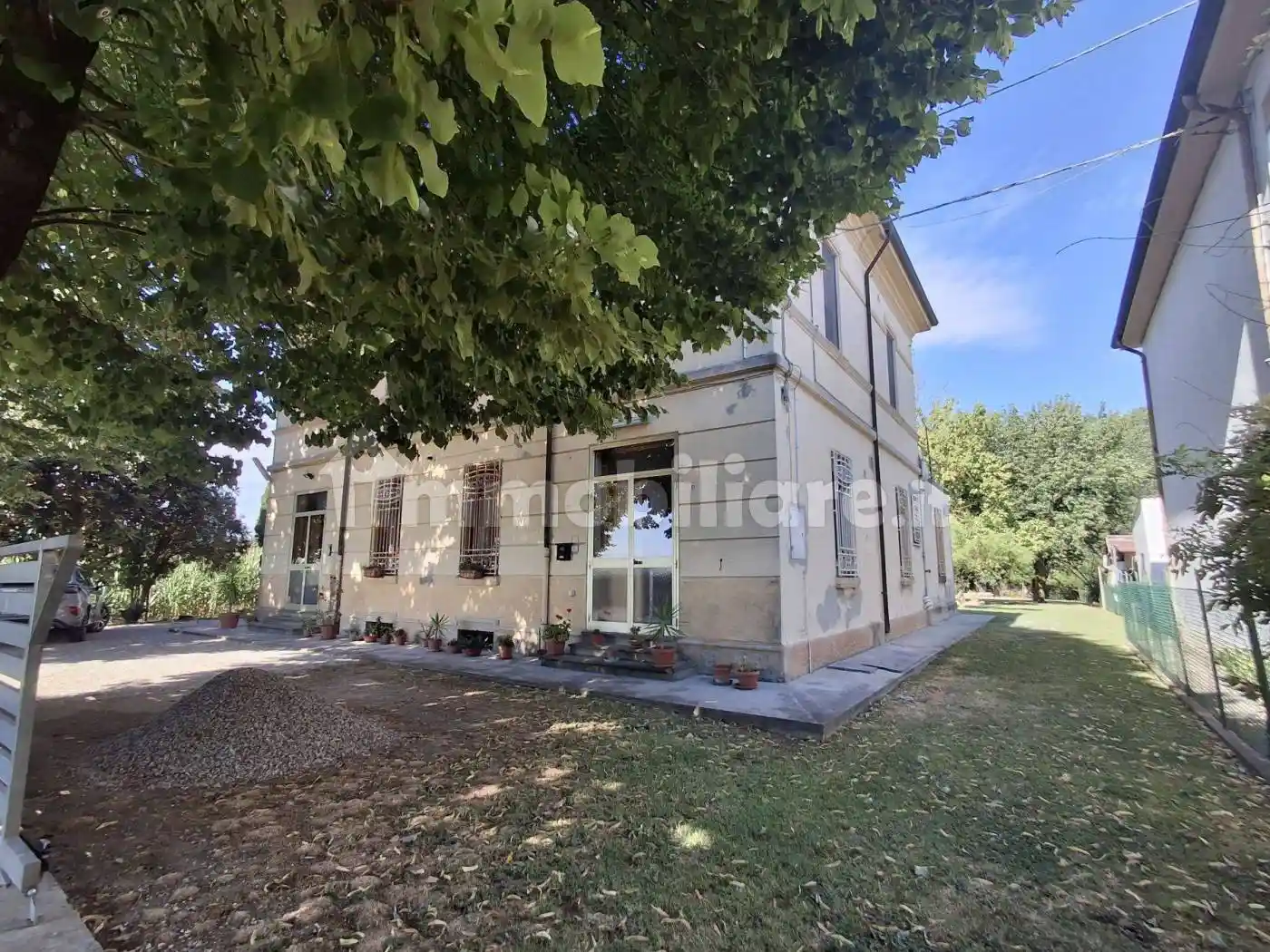 Villa in vendita a Ferrara