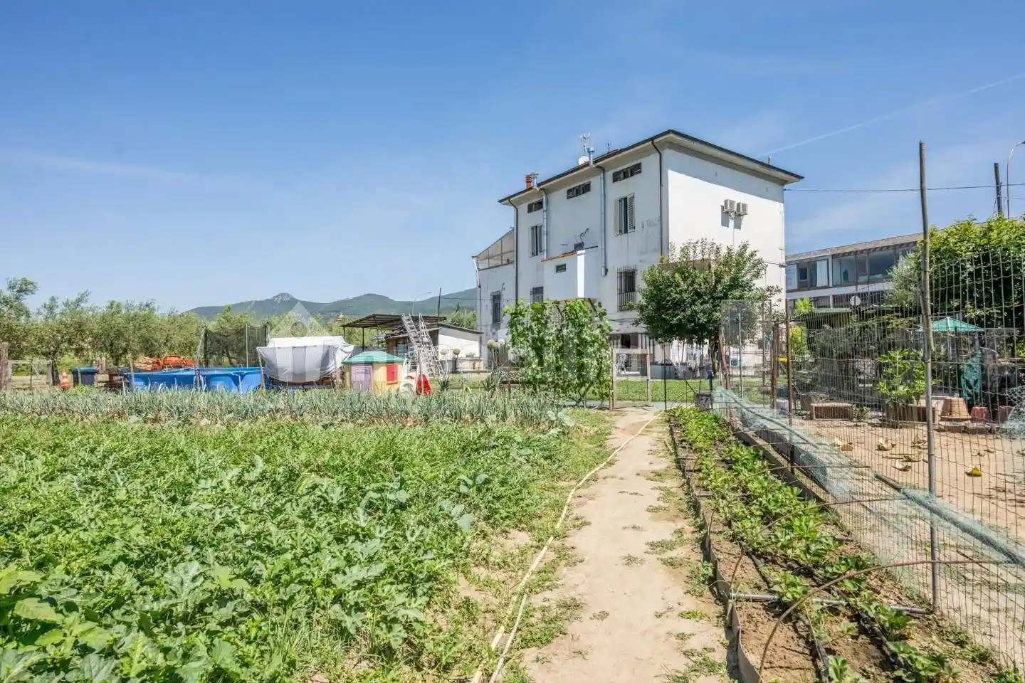 Villa in vendita a Cascina