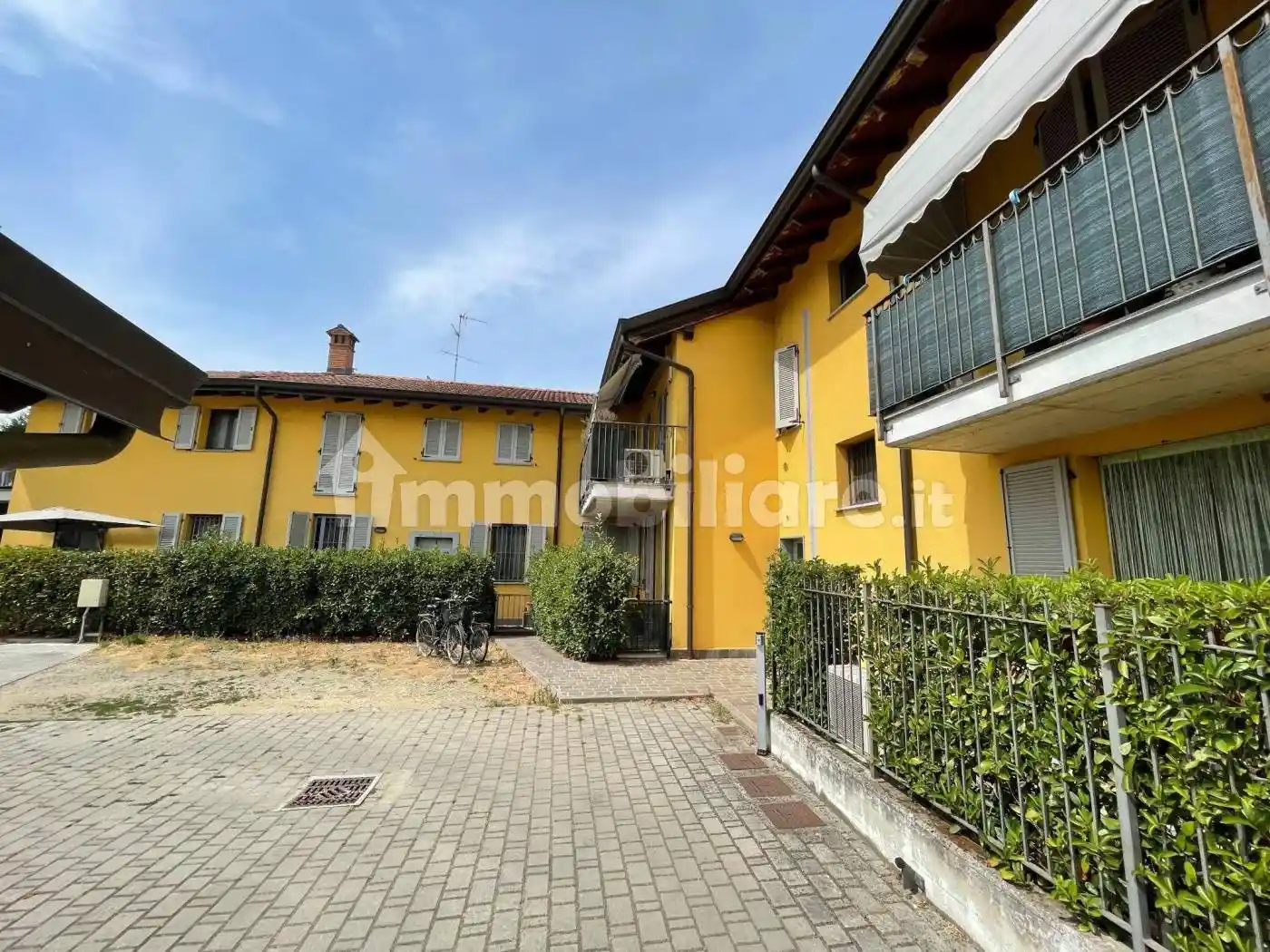 Appartamento in affitto a Rosate
