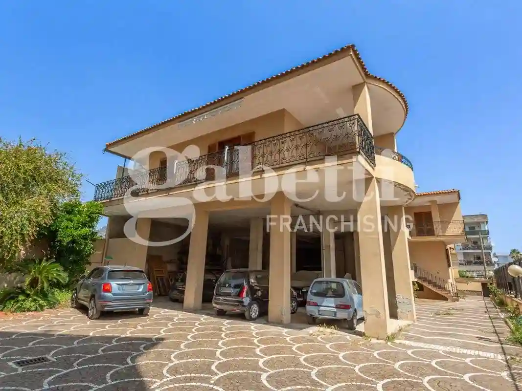 Palazzo - Edificio - foto 2