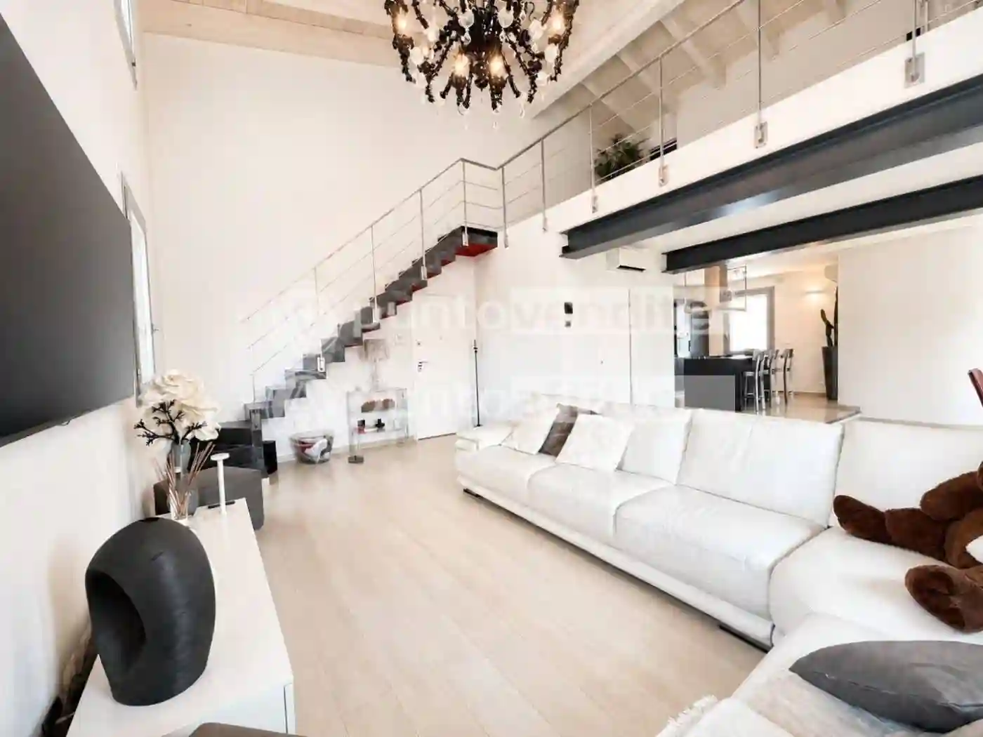 Loft - foto 2