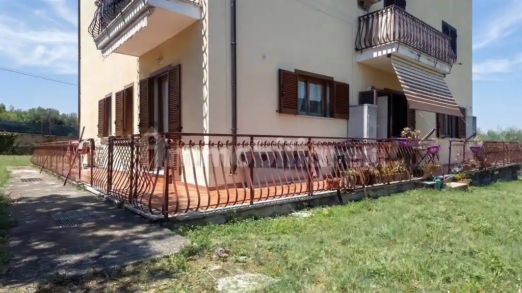 Appartamento in vendita a Zagarolo
