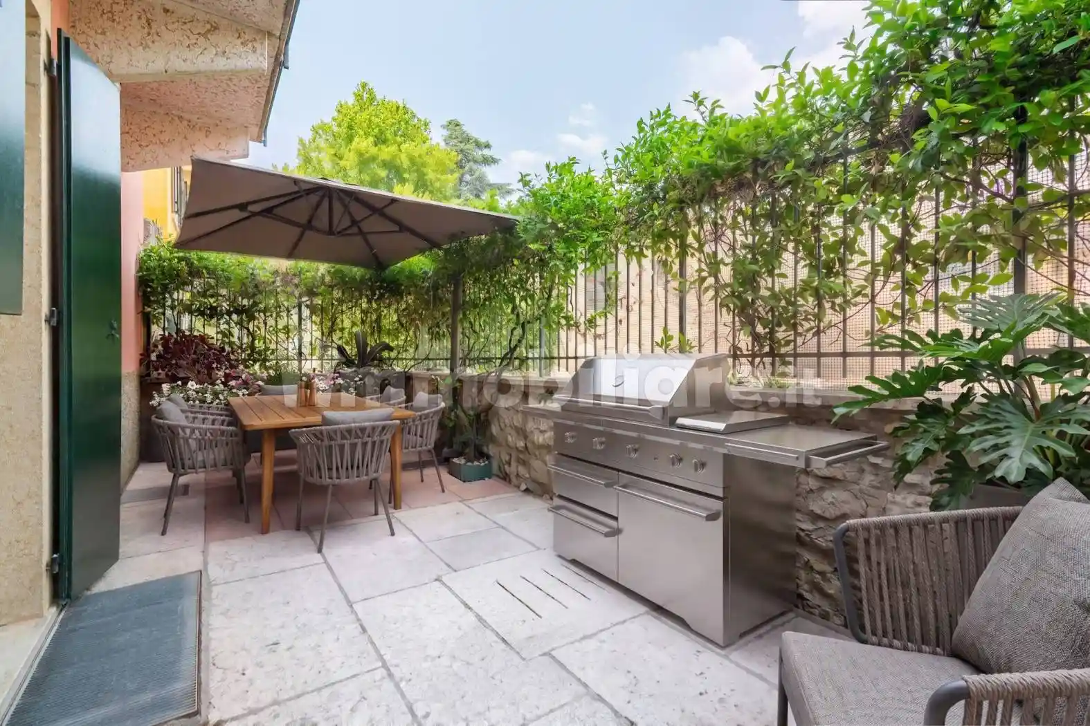 Casa indipendente in vendita a Verona