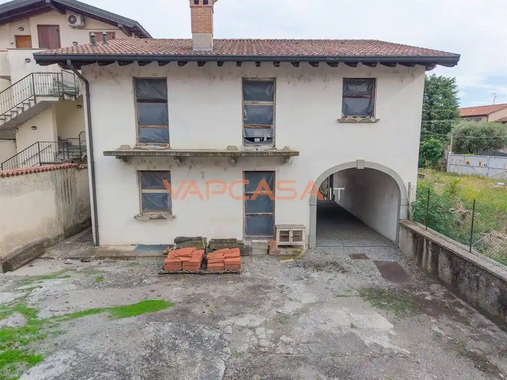 Casa indipendente in vendita a Cividate al Piano