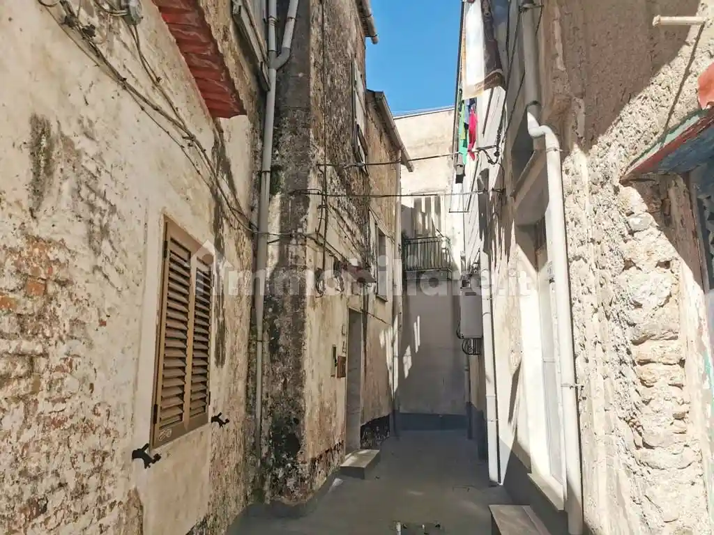 Appartamento in vendita a Montecorvino Rovella