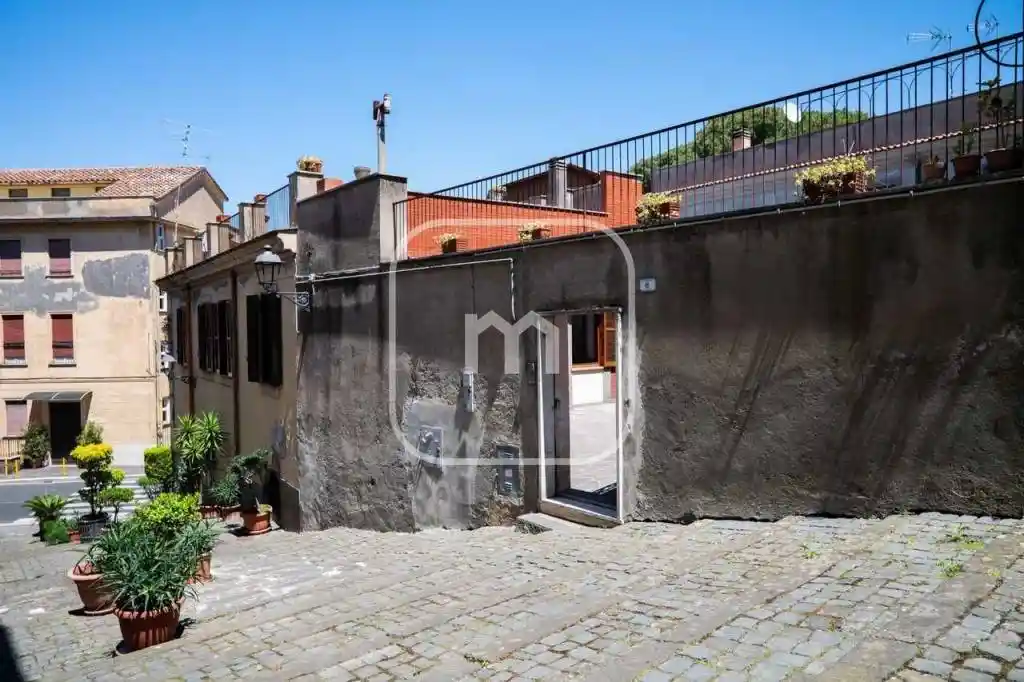 Appartamento in vendita a Frascati