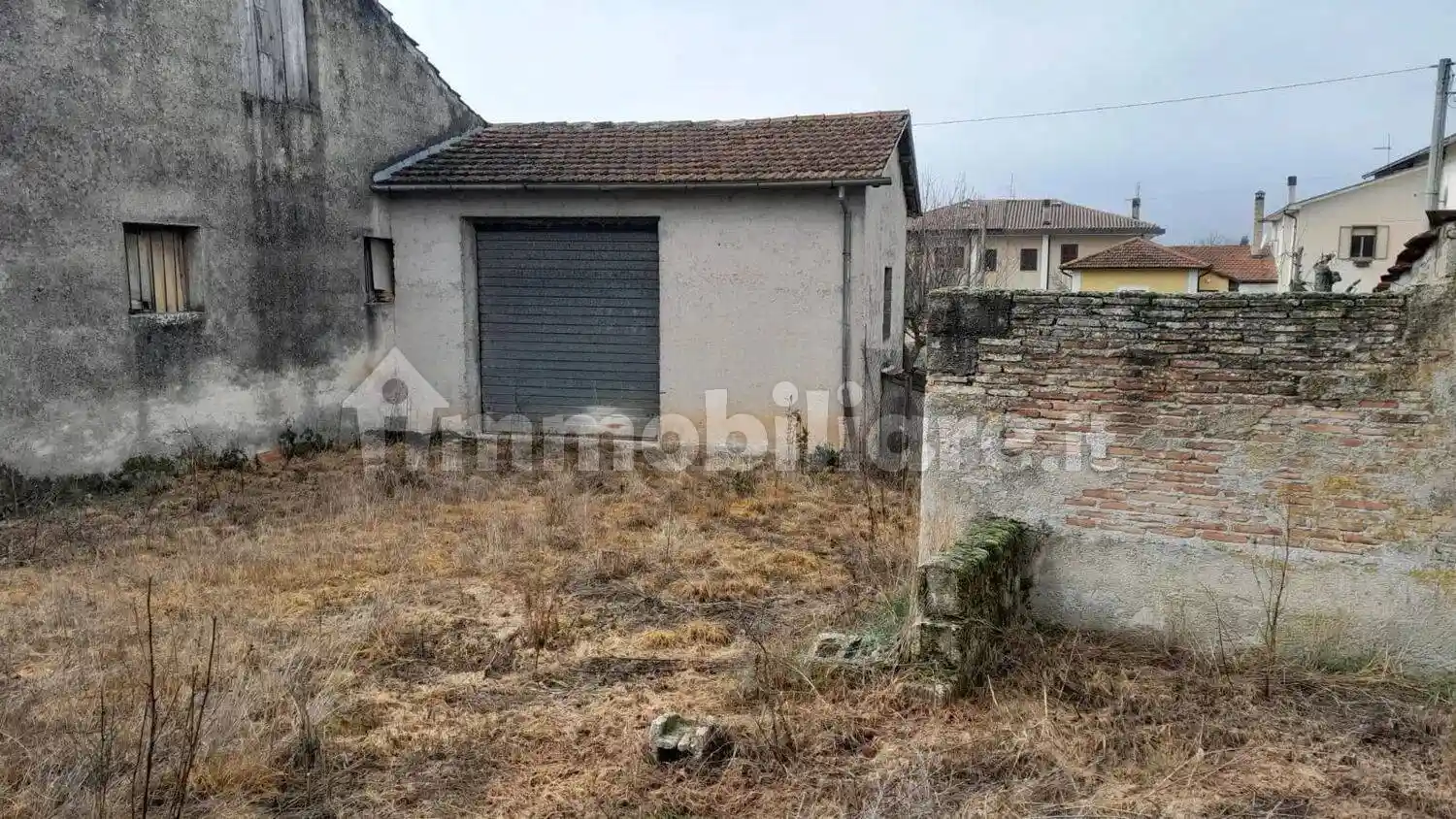 Palazzo - Edificio in vendita a Magliano de' Marsi