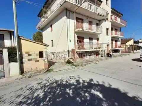 Appartamento in vendita a San Benedetto dei Marsi