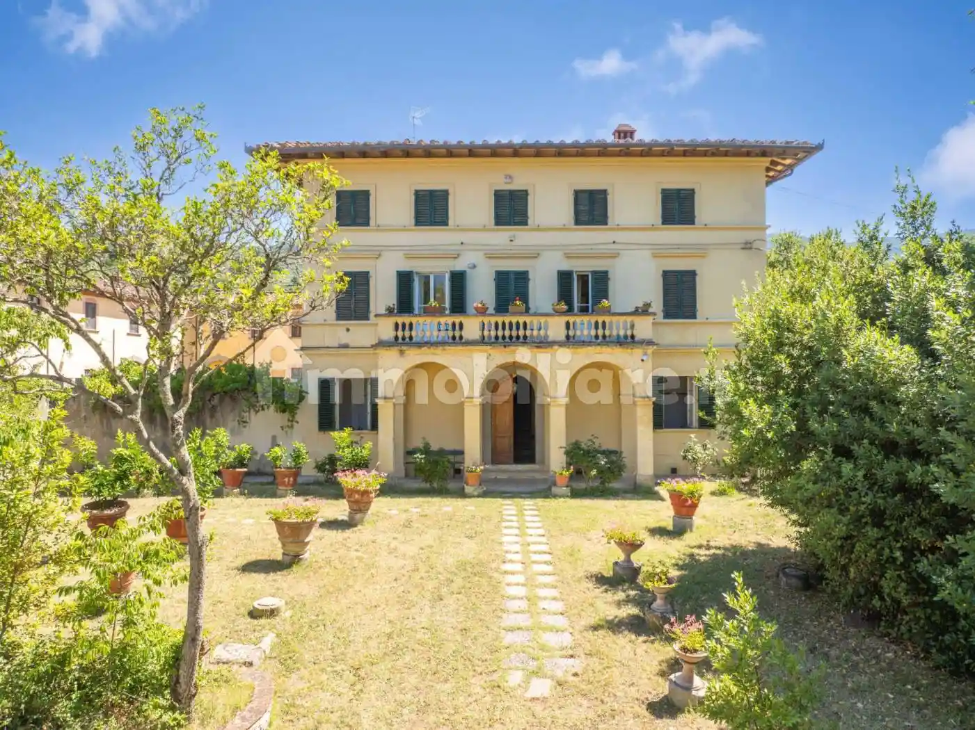 Villa in vendita a Castelfranco Piandisco