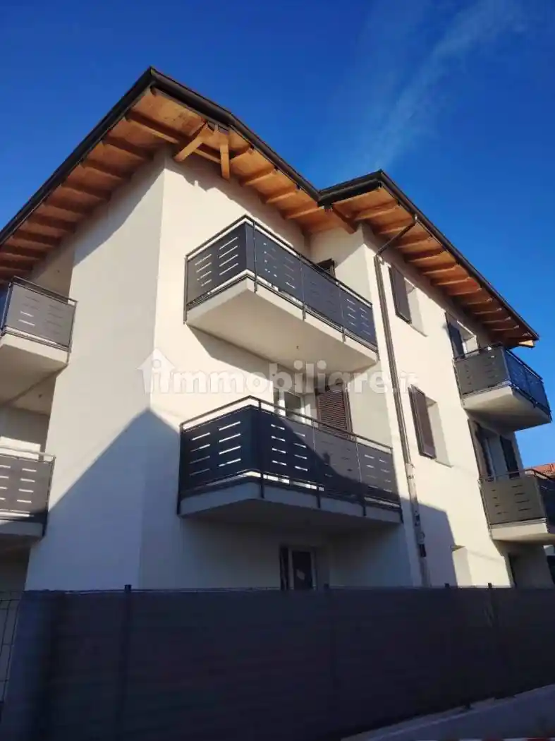Appartamento in vendita a Binago